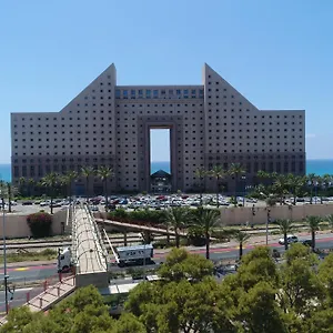 בדוק זמינות